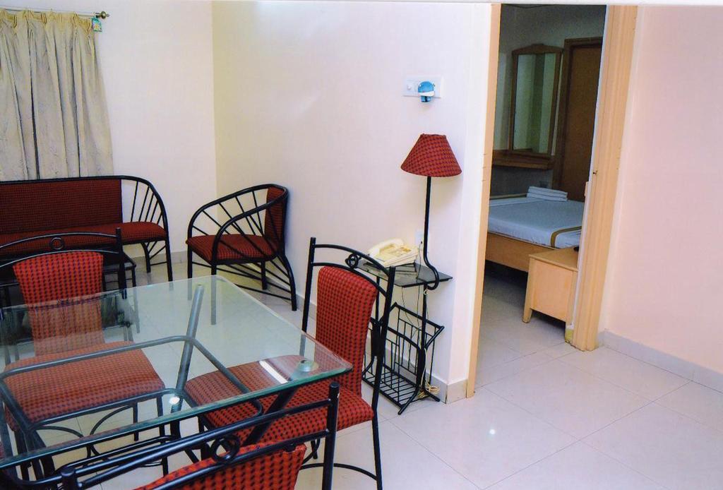 Hotel Padmini Residency Hyderabad Exterior photo
