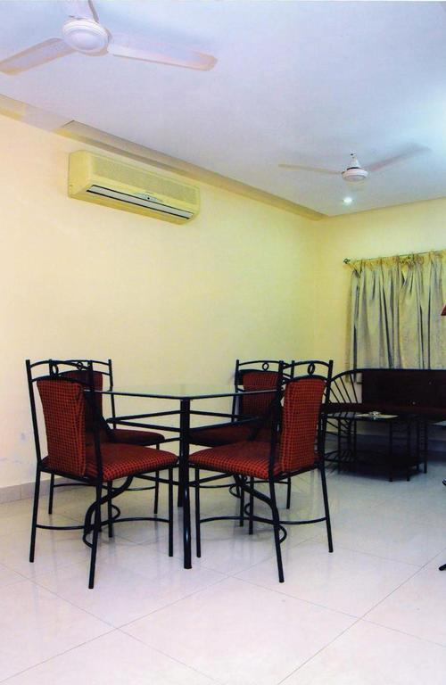 Hotel Padmini Residency Hyderabad Exterior photo